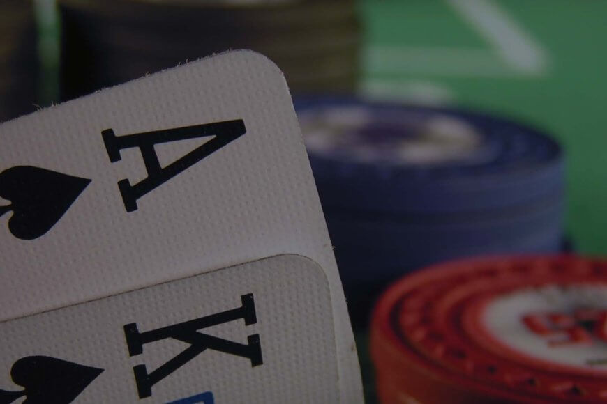 What’s the Best Size for a Poker Table?